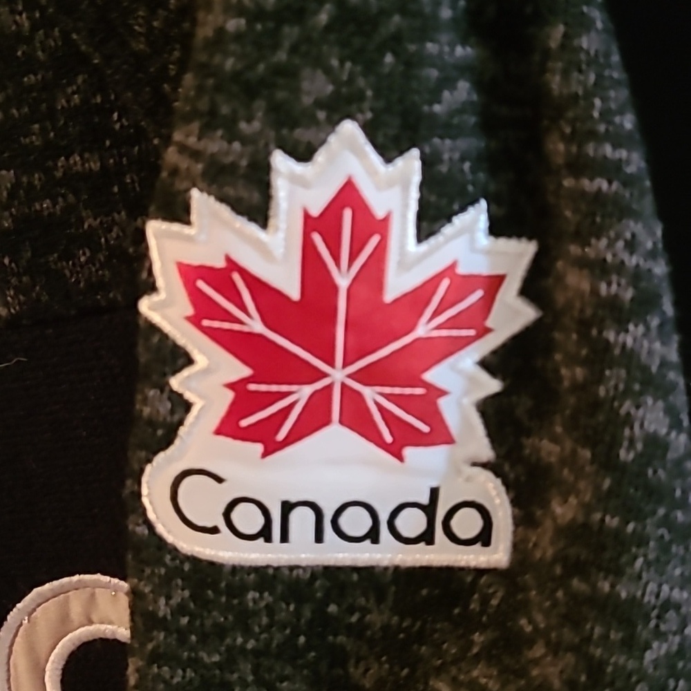HUDSON BAY TEAM CANADA Gray Zip-Up Jacket Mens Size Med Youth OLYMPIC TEAM - Picture 9 of 10